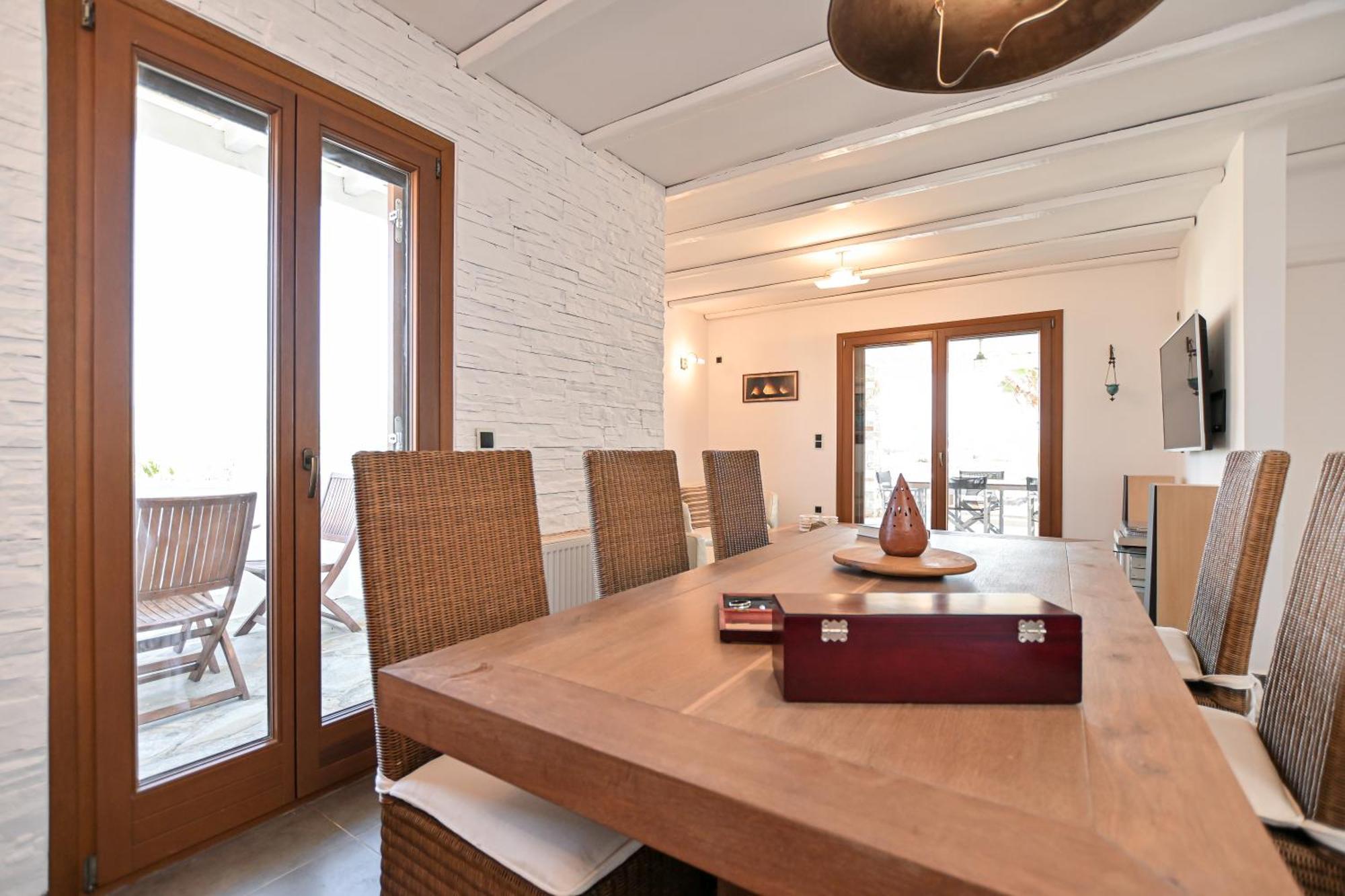 4 Bedroom Villa Valerie With Private Swimming Pool Stelida  Exterior photo