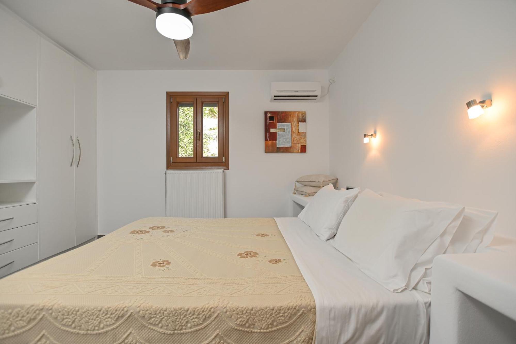 4 Bedroom Villa Valerie With Private Swimming Pool Stelida  Exterior photo